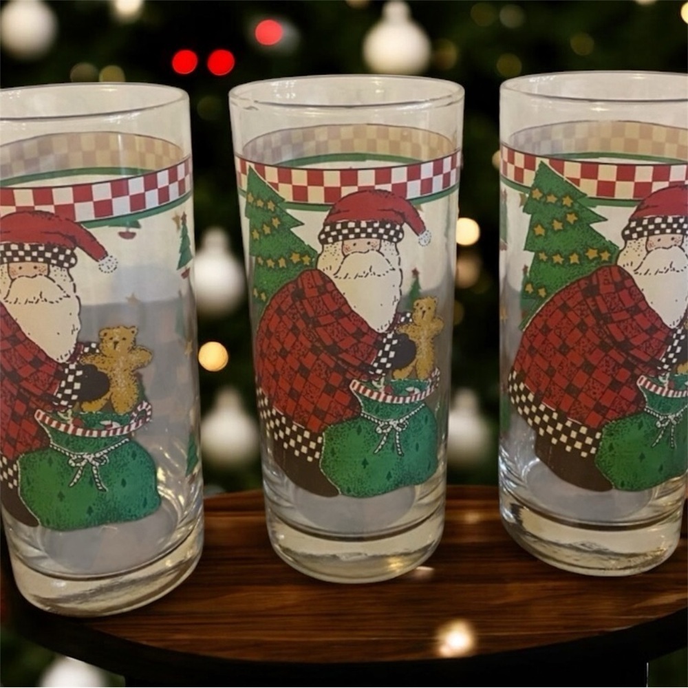 Vintage Debbie Mumm Set Of 3 Magic of Santa Christmas Festive Holiday Tumblers